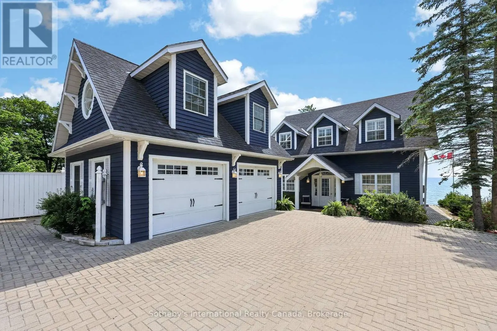 10 Lundy Lane, Tiny