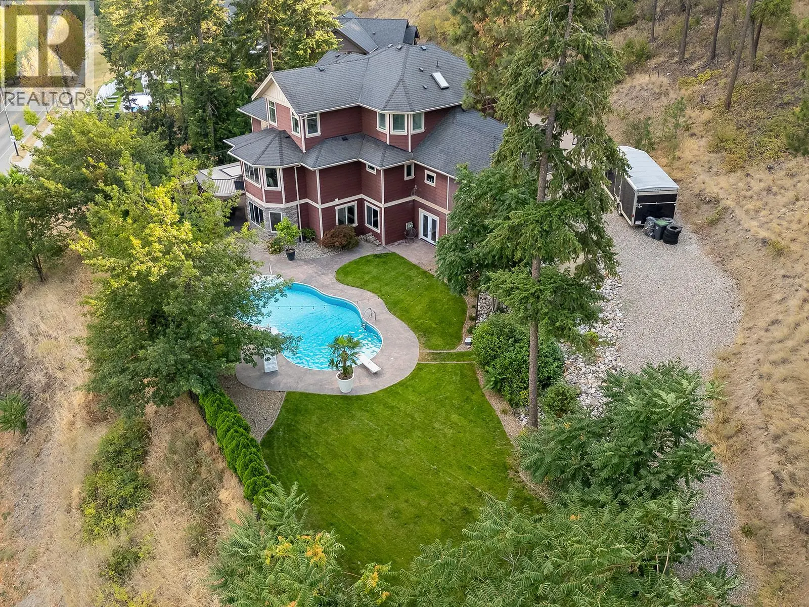 421 Tucker Court. Kelowna, British Columbia