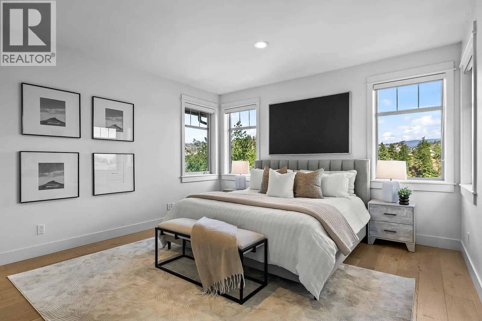 421 Tucker Court. Kelowna, British Columbia