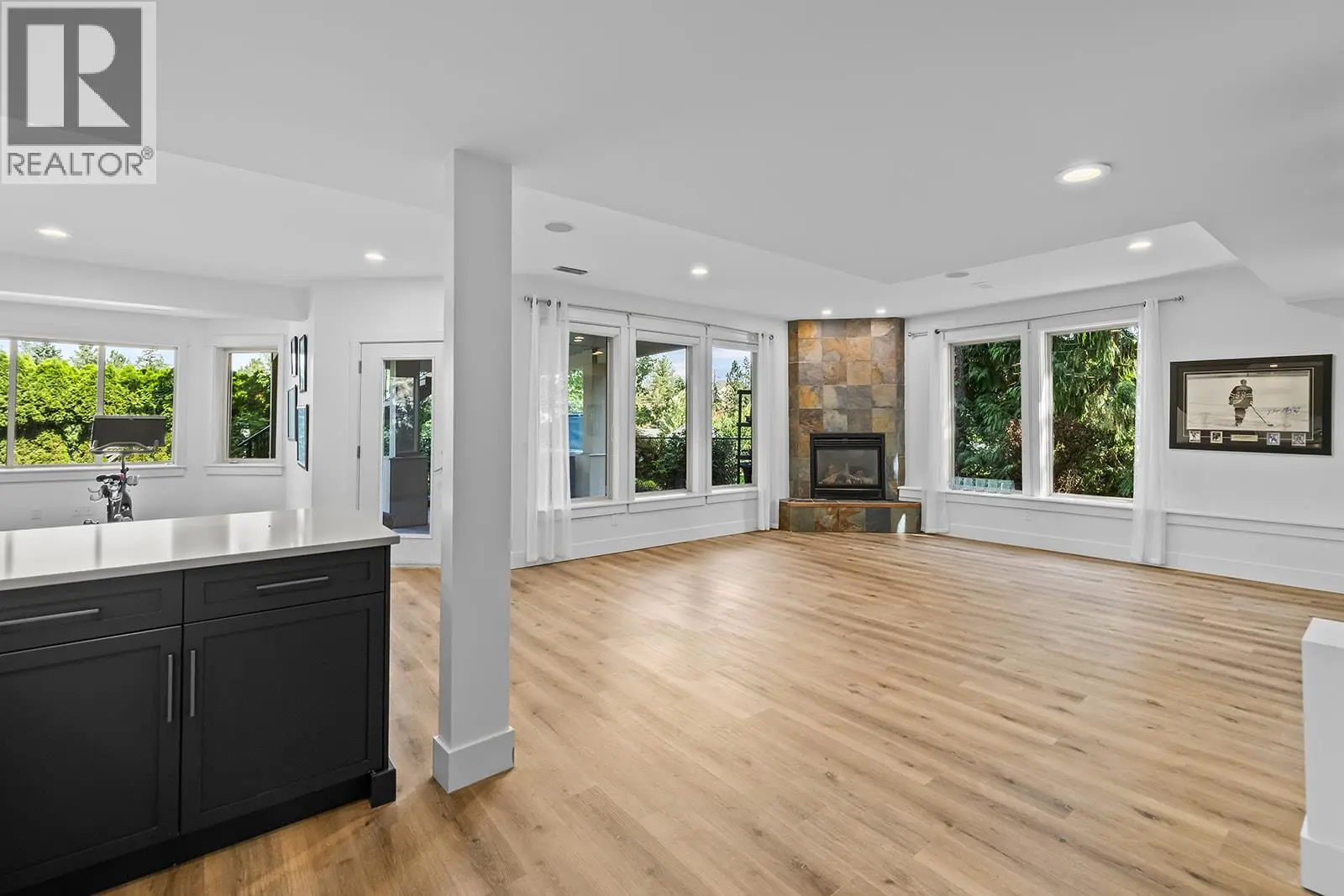 421 Tucker Court. Kelowna, British Columbia