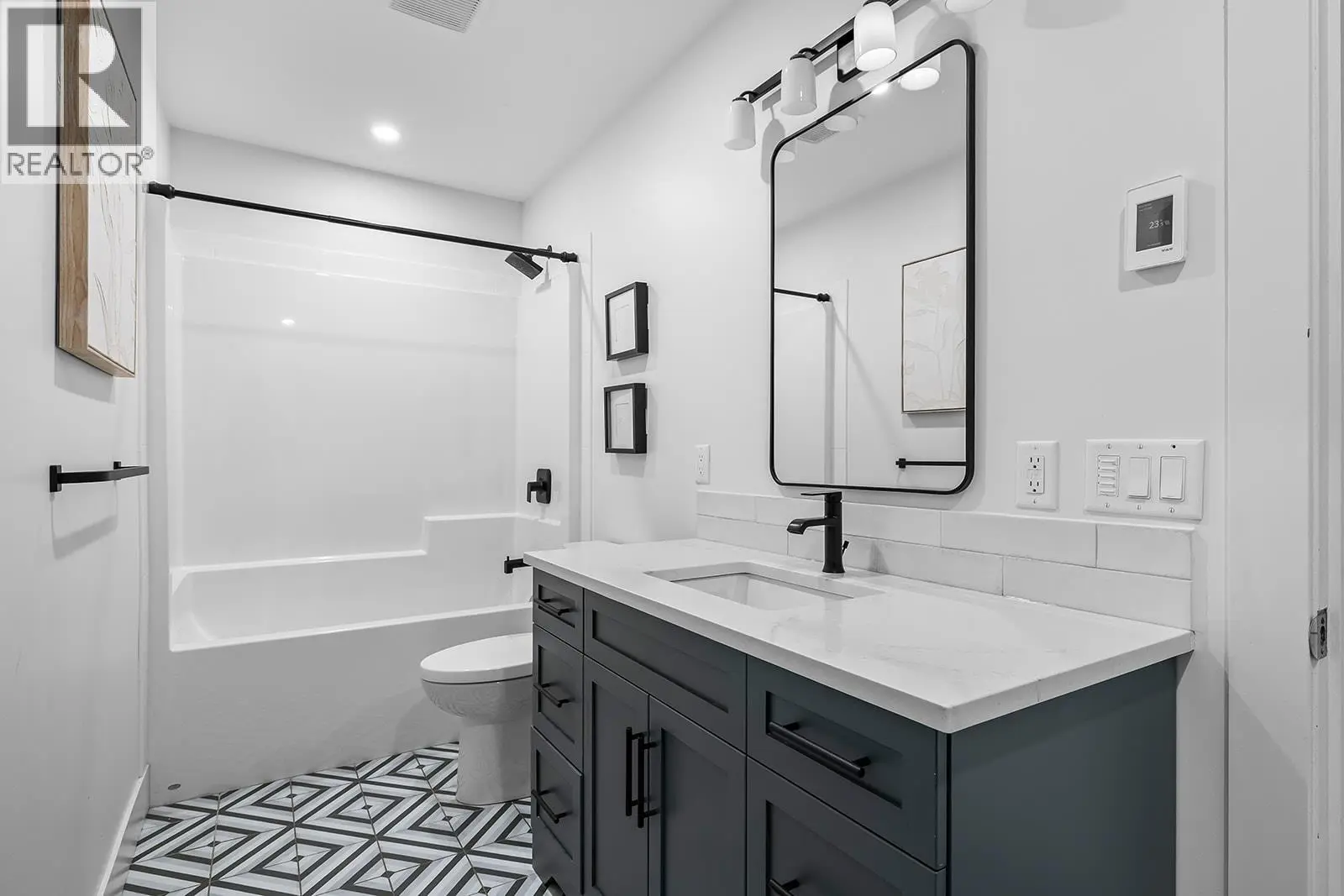 421 Tucker Court. Kelowna, British Columbia