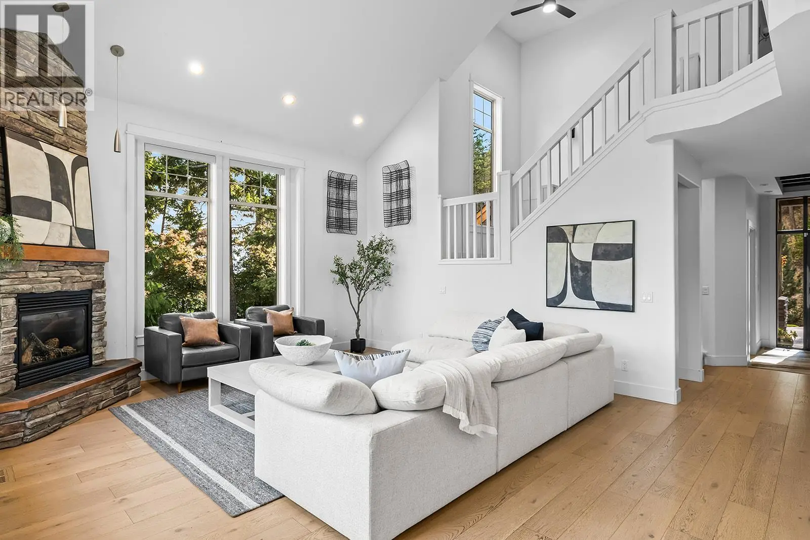 421 Tucker Court. Kelowna, British Columbia