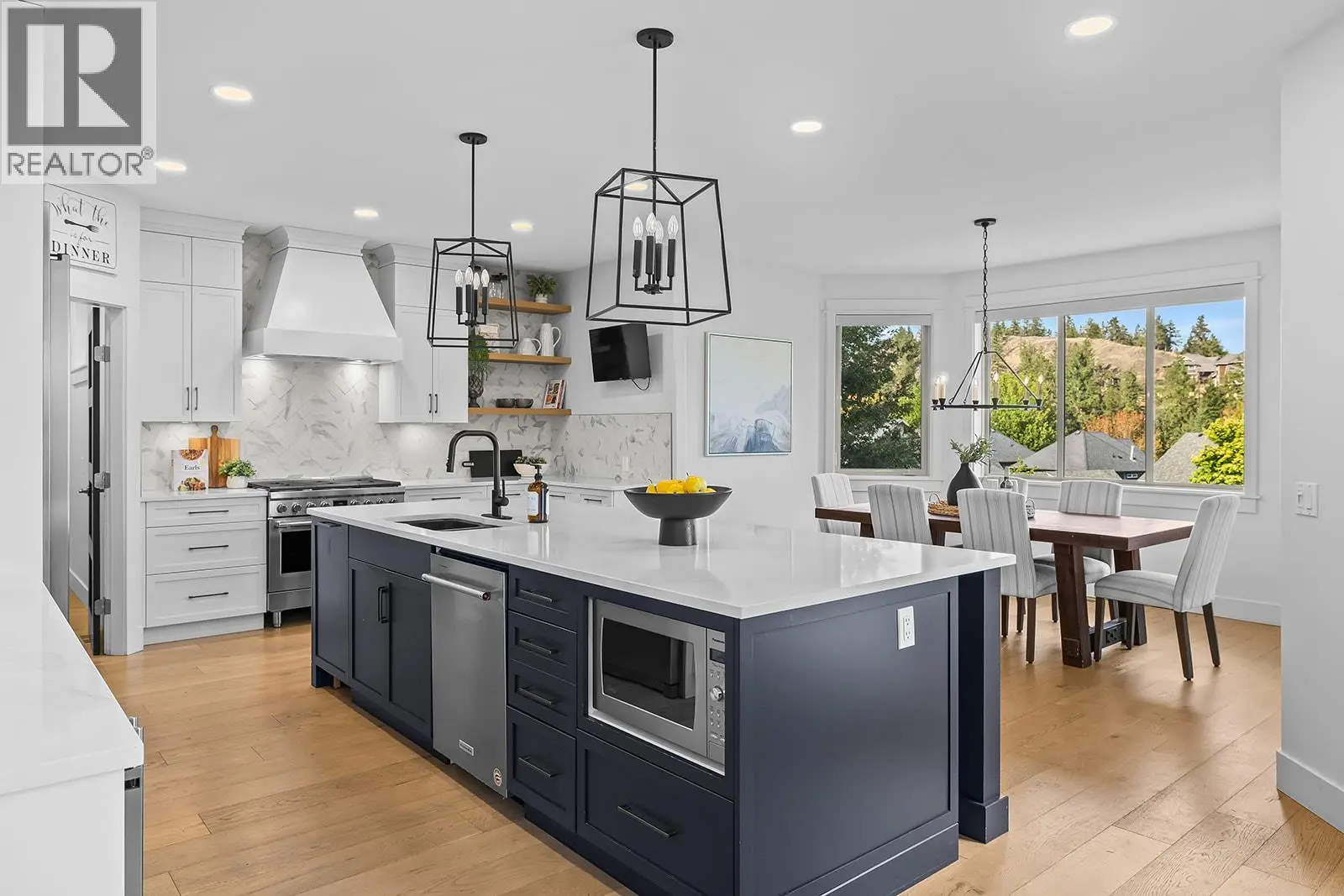 421 Tucker Court. Kelowna, British Columbia
