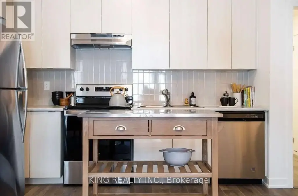 411 - 1525 Kingston Road, Pickering (Town Centre)
