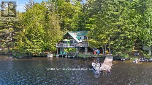 124 Healey Lake Water, The Archipelago (Archipelago South)
