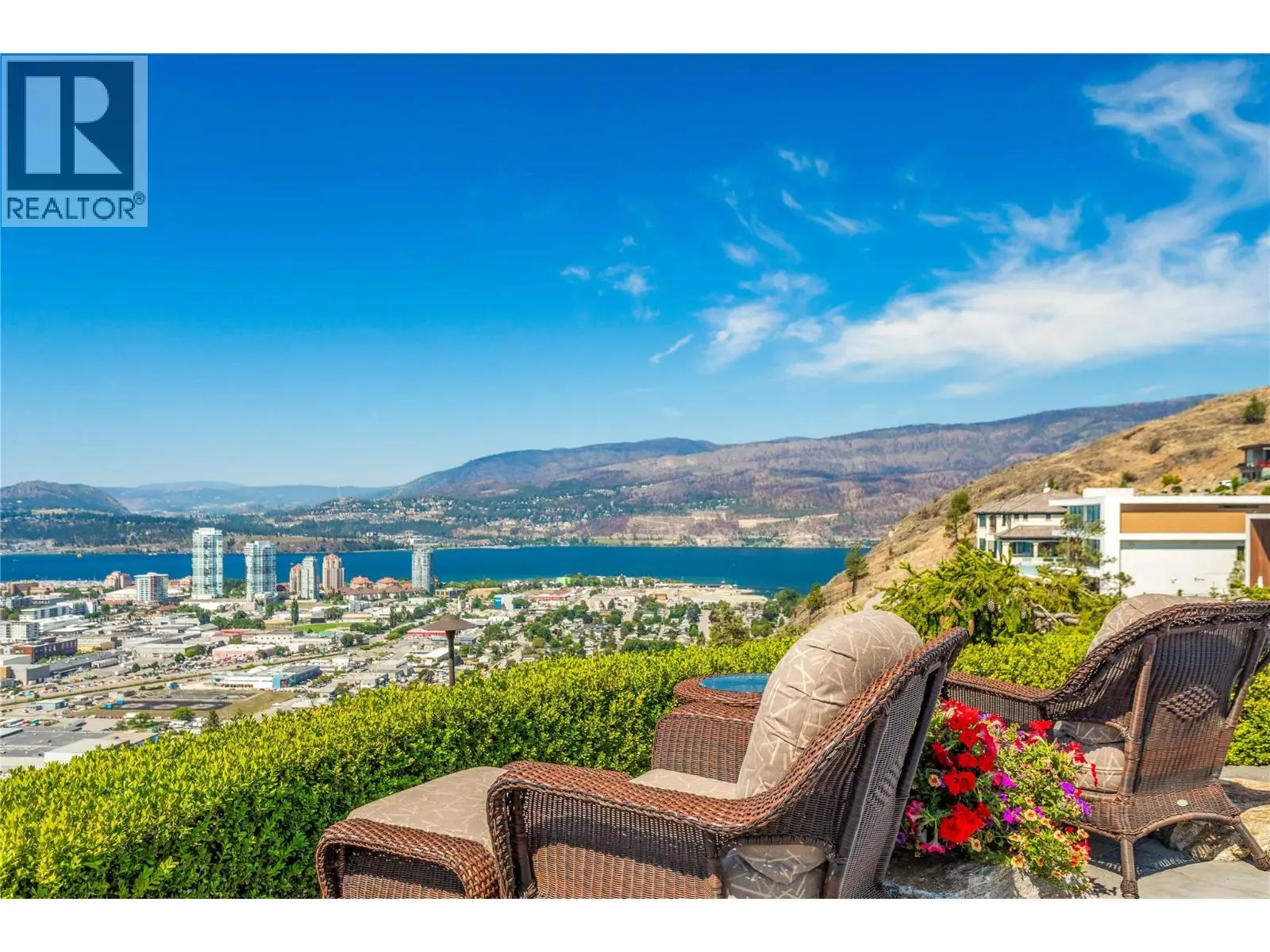 1173 Parkbluff Lane. Kelowna, British Columbia