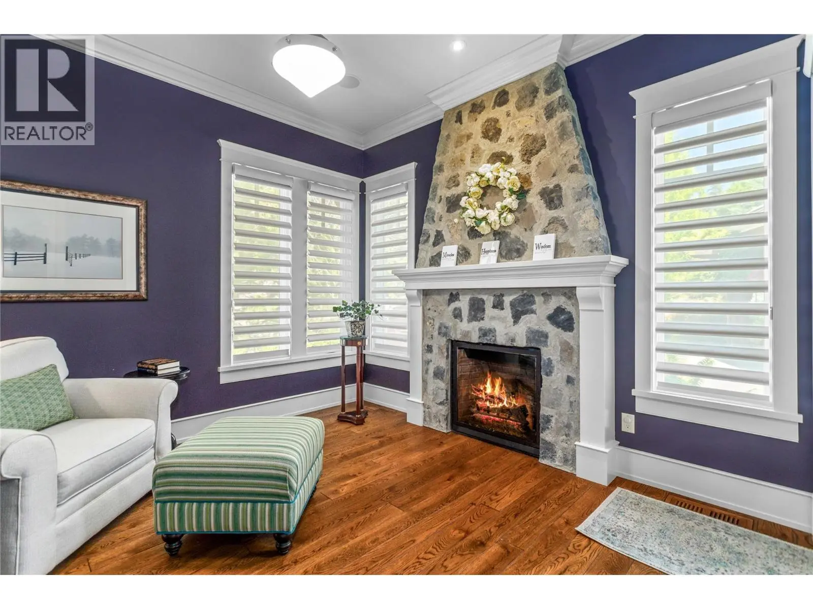 1173 Parkbluff Lane. Kelowna, British Columbia