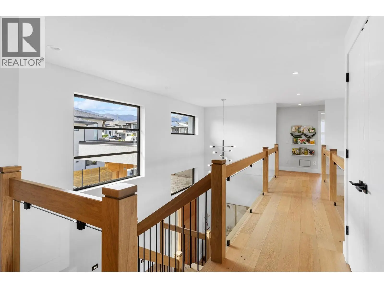 695 Lake Court. West Kelowna, British Columbia