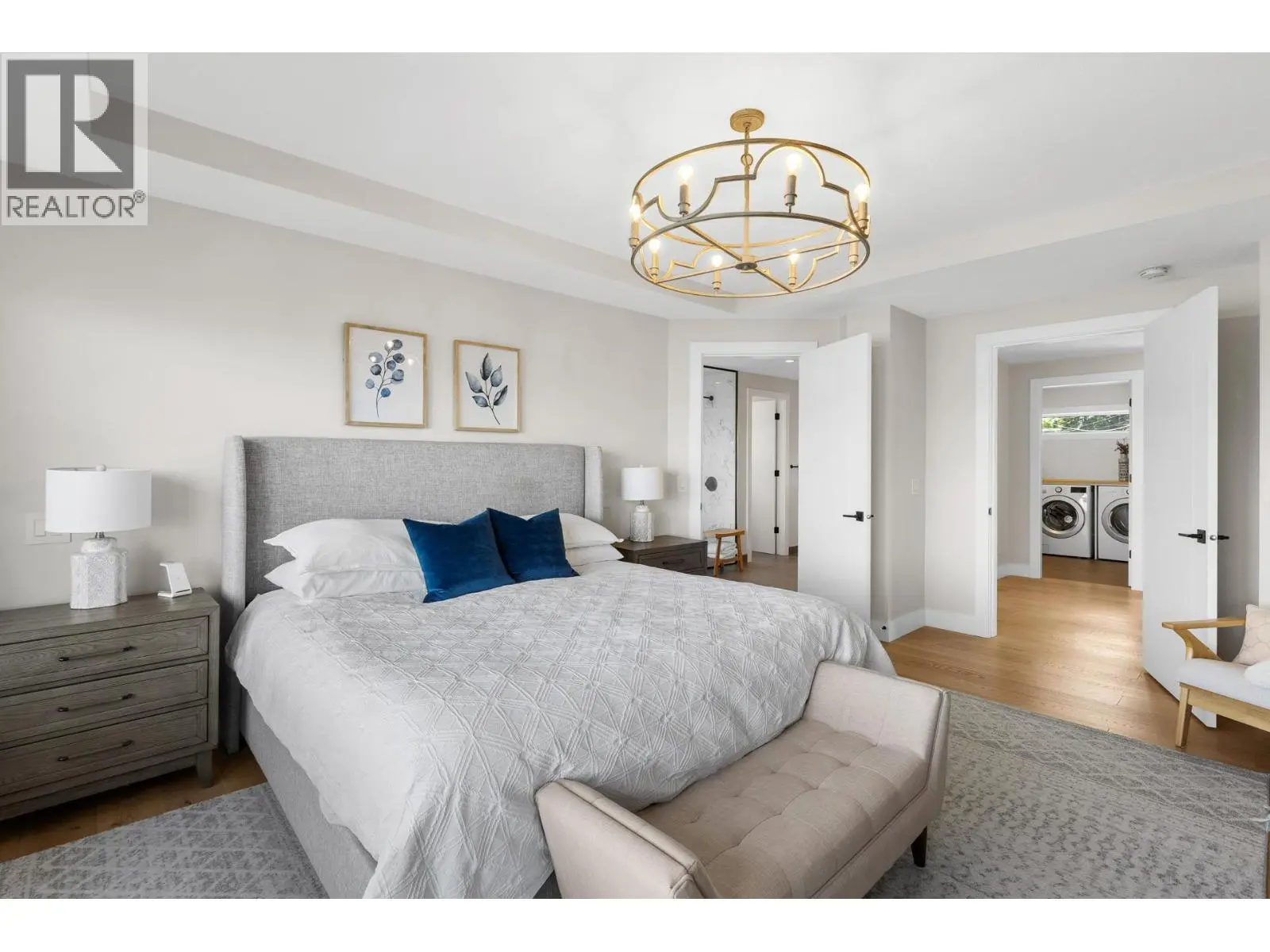 695 Lake Court. West Kelowna, British Columbia