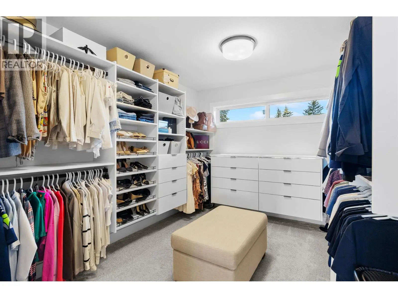 695 Lake Court. West Kelowna, British Columbia