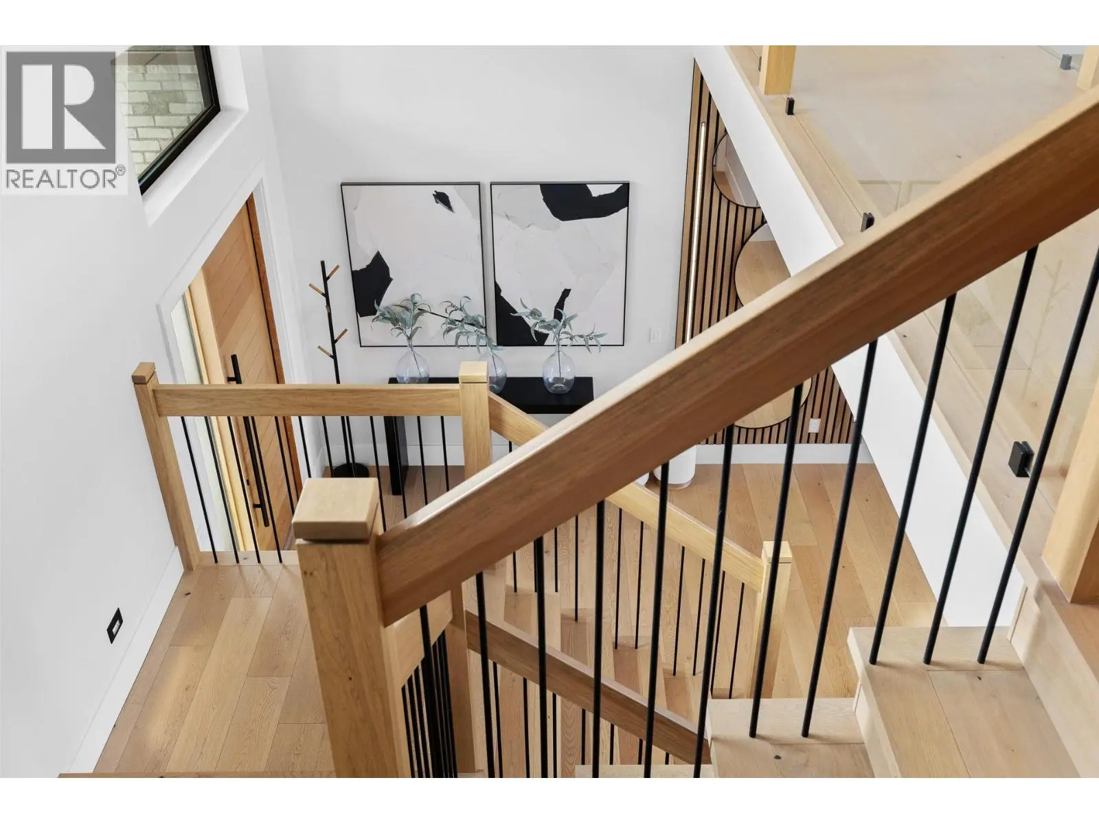 695 Lake Court. West Kelowna, British Columbia