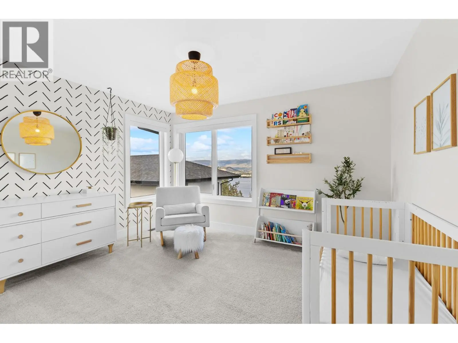 695 Lake Court. West Kelowna, British Columbia