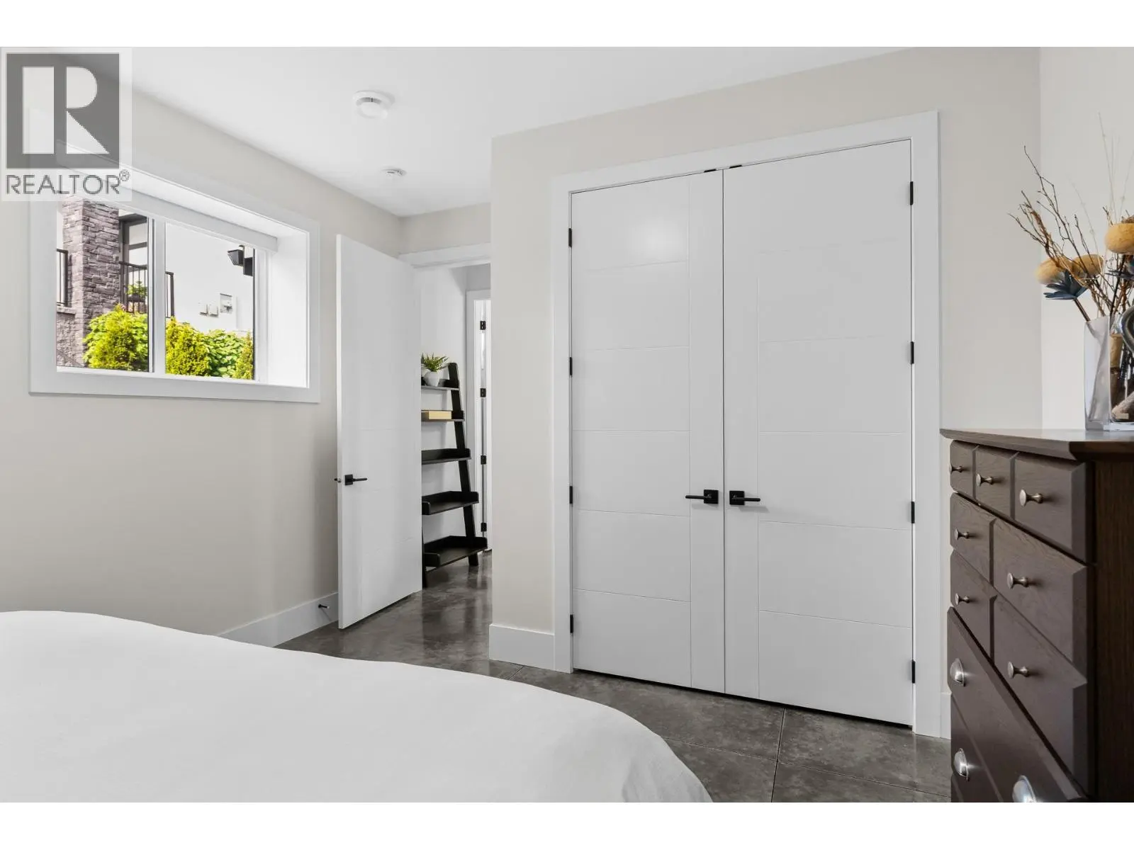 695 Lake Court. West Kelowna, British Columbia