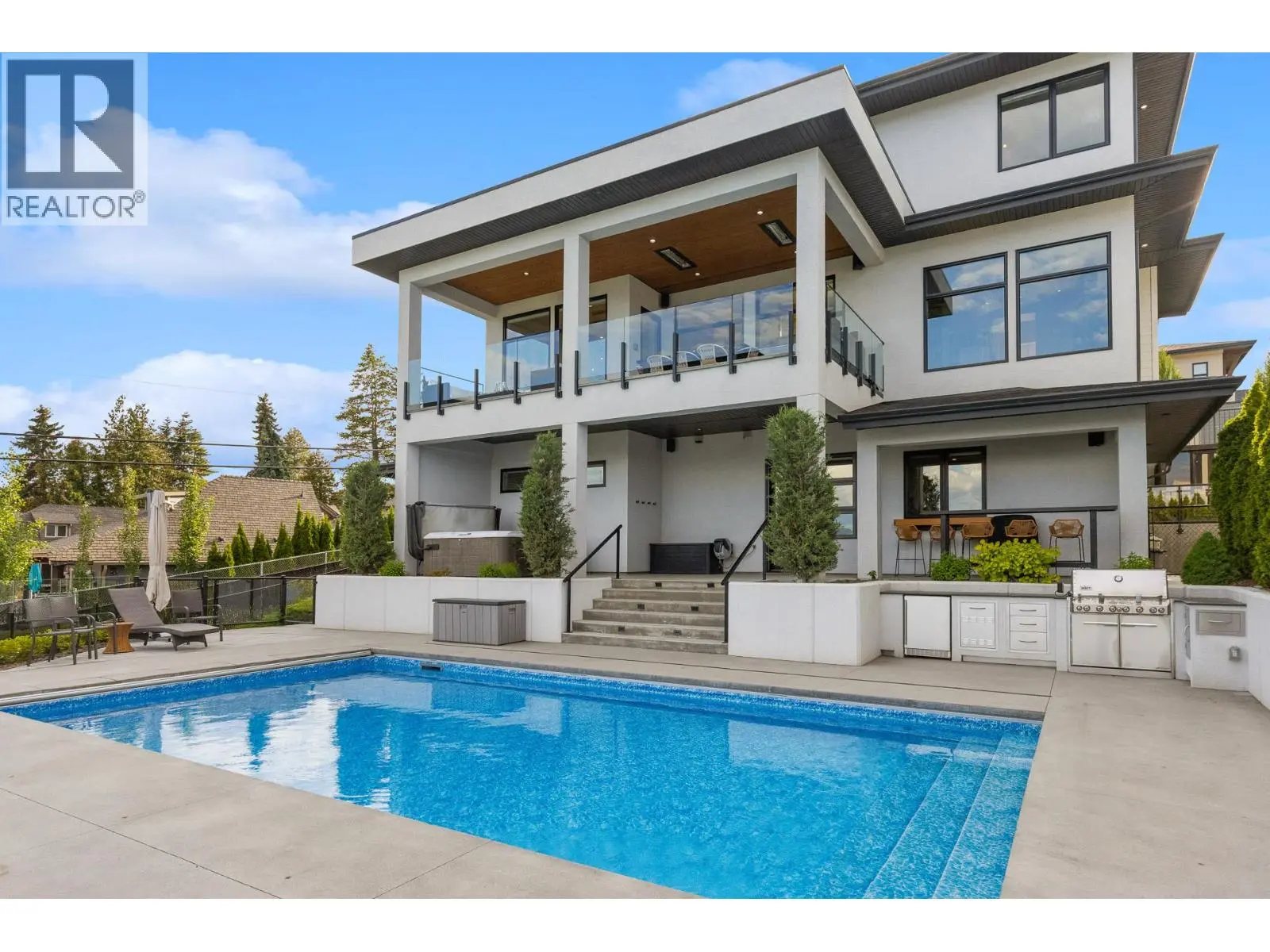 695 Lake Court. West Kelowna, British Columbia