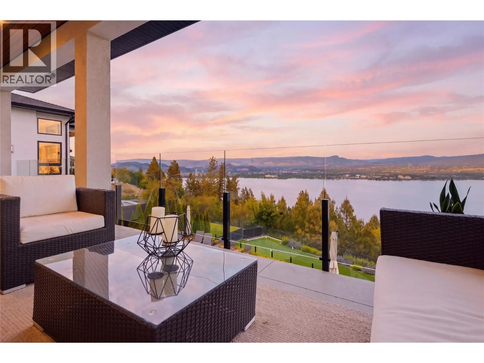 695 Lake Court. West Kelowna, British Columbia