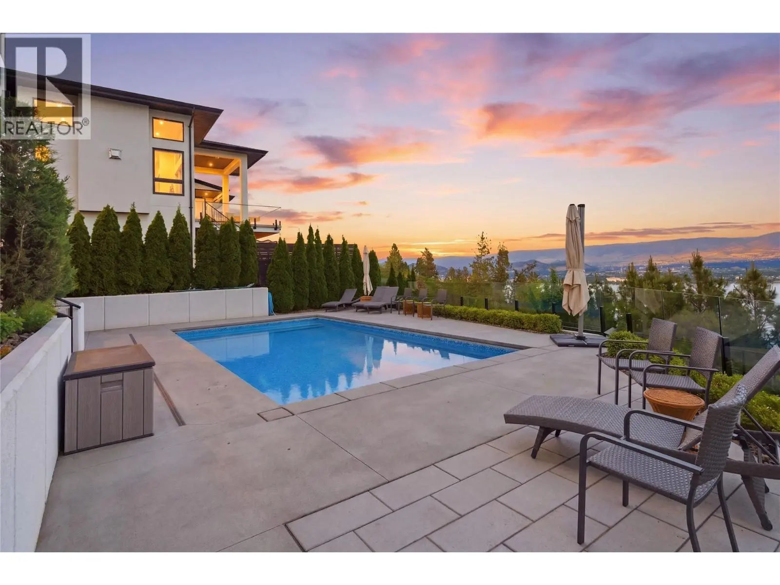 695 Lake Court. West Kelowna, British Columbia