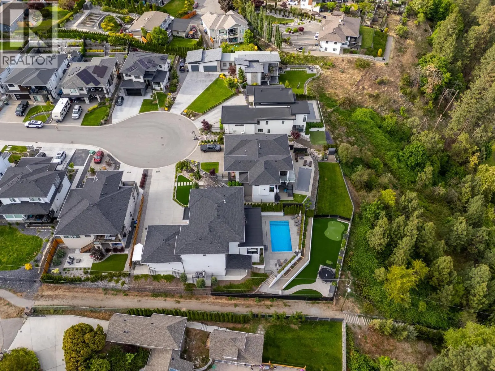 695 Lake Court. West Kelowna, British Columbia