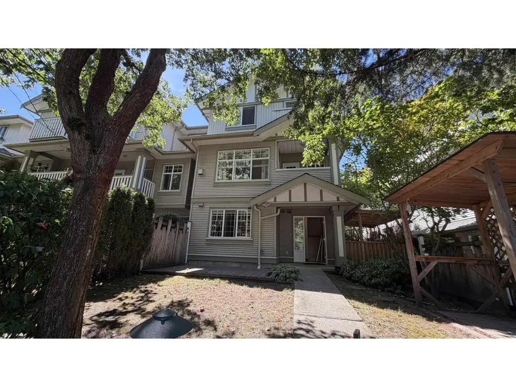 6 2733 Parkway Drive, Surrey