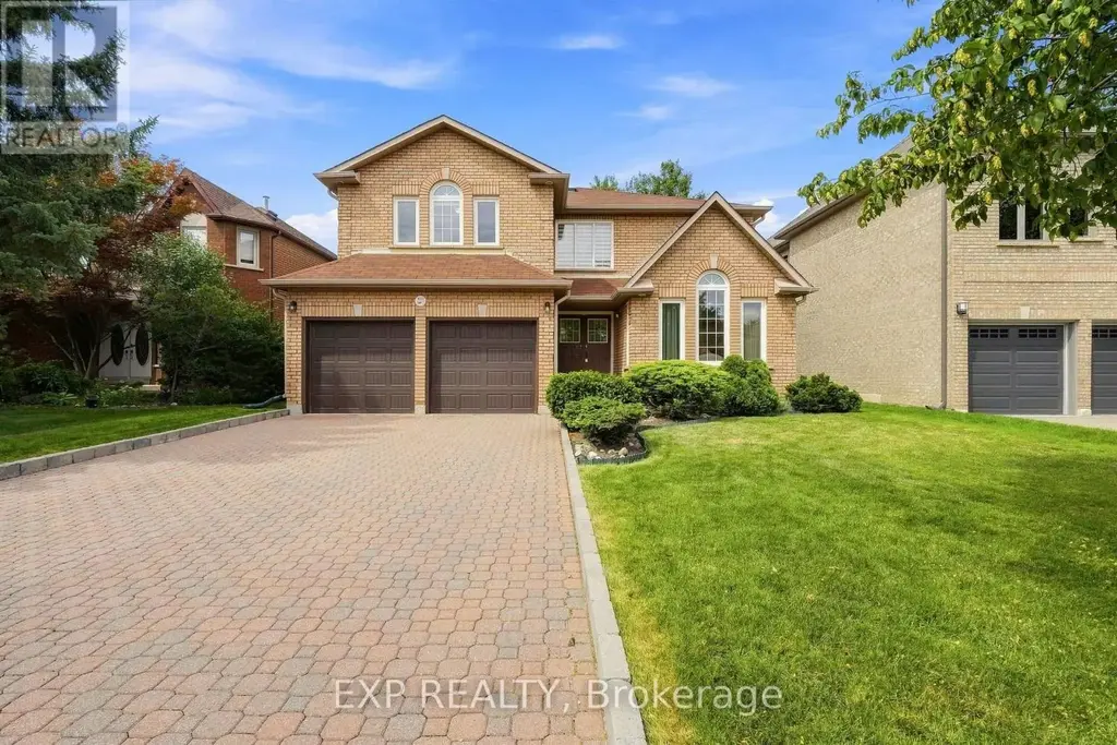 21 Cantex Court, Richmond Hill (Devonsleigh)