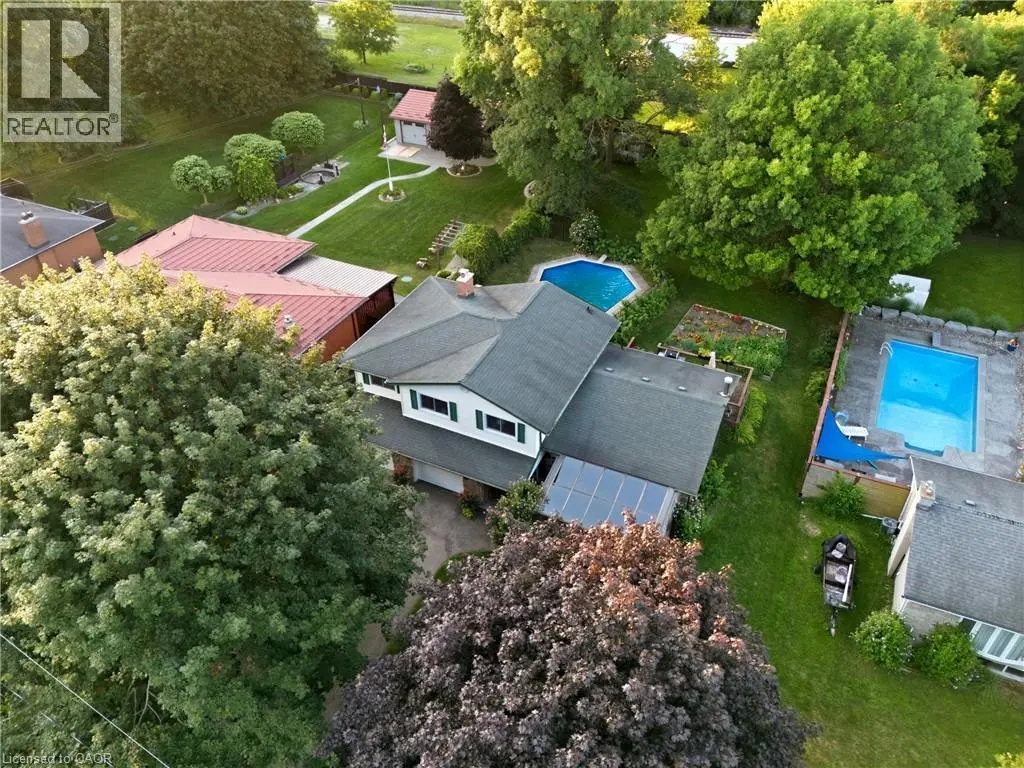 25 Alice Crescent, Petersburg
