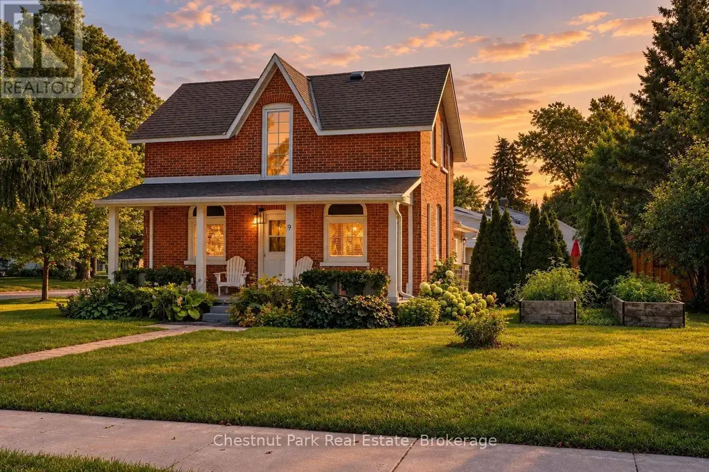 9 Wellington Street E, Clearview (Creemore)