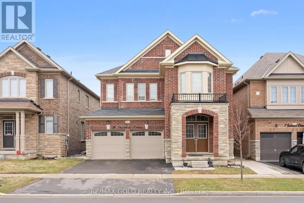 9 Goderich Drive, Brampton (Northwest Brampton)