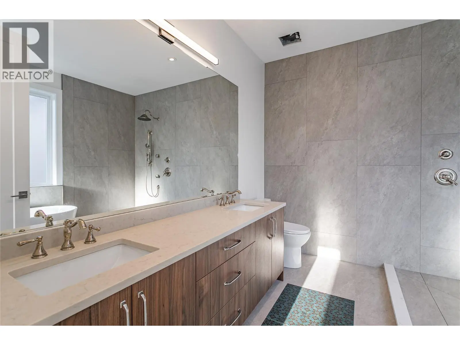 1008 Bull Crescent. Kelowna, British Columbia