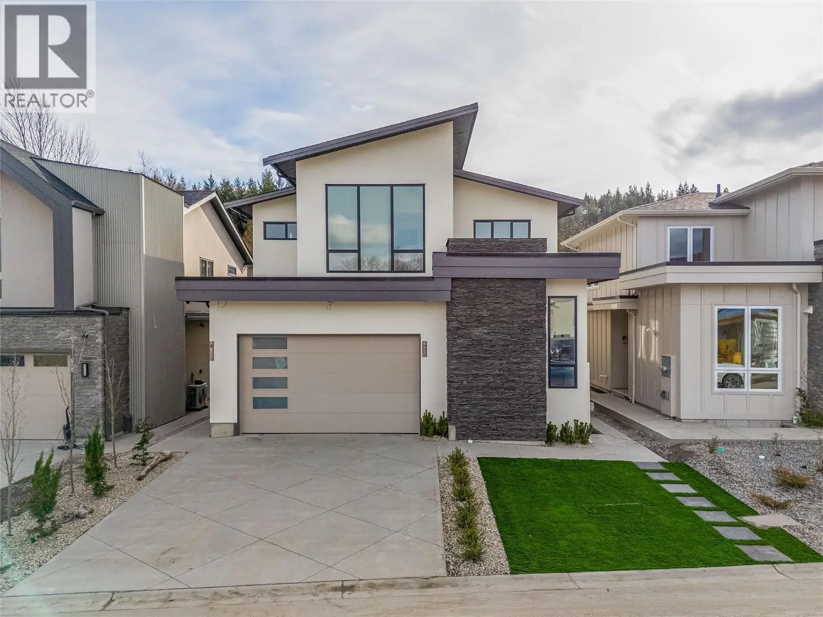 1008 Bull Crescent. Kelowna, British Columbia