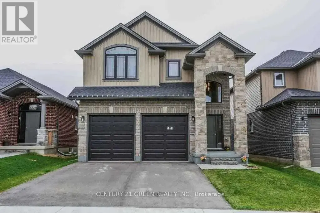 Upper Level - 1221 Gough Road, London North (North C)