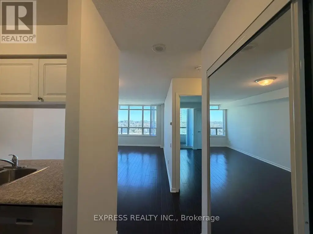 1602 - 8 Hillcrest Avenue, Toronto (Willowdale East)