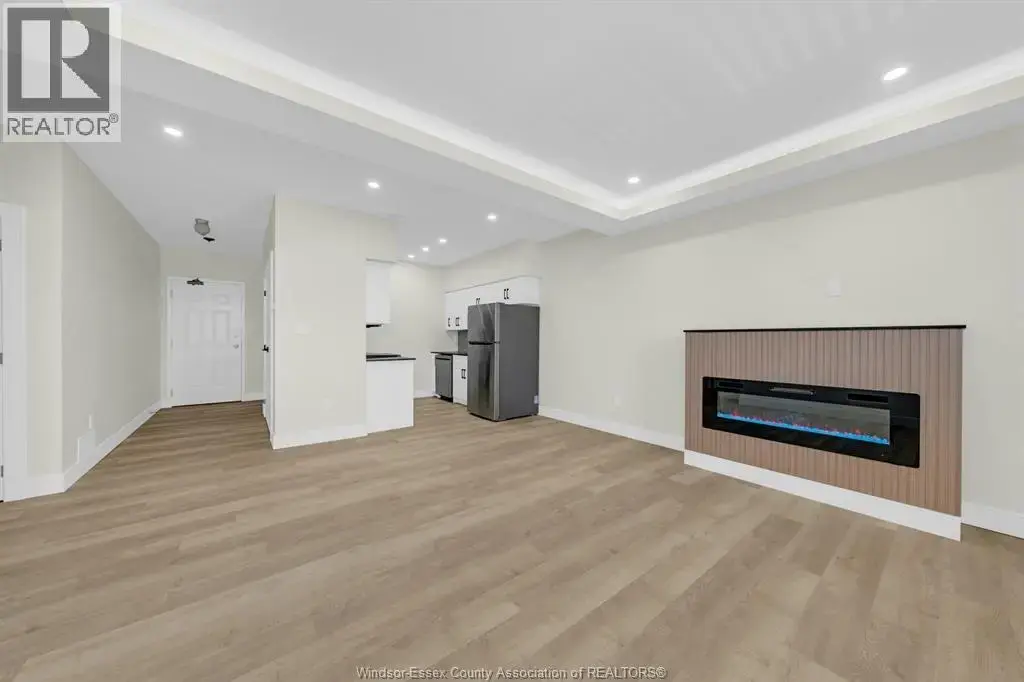 3177 Riverside Drive Unit# 305, Windsor