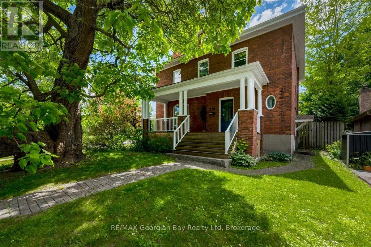 238 Sixth Street, Midland