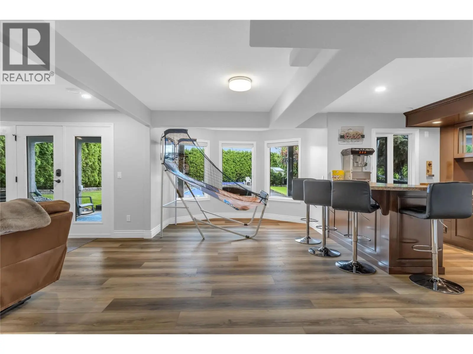 2177 Breckenridge Court. Kelowna, British Columbia