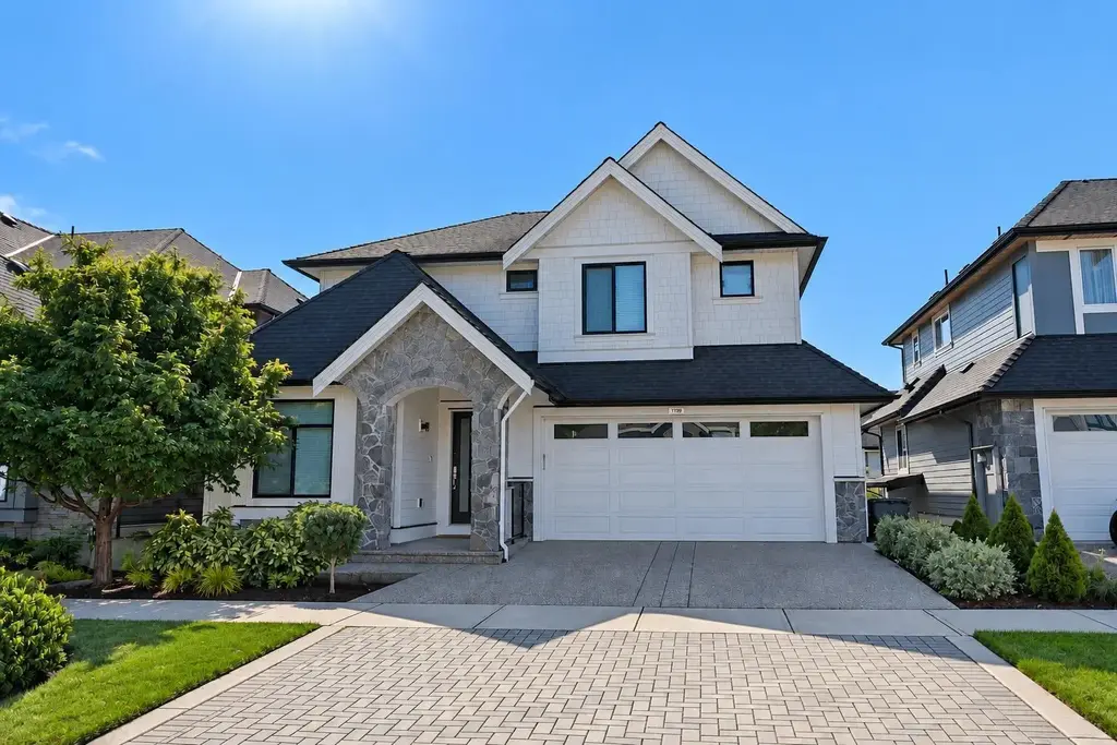 16752 17a Avenue, Surrey