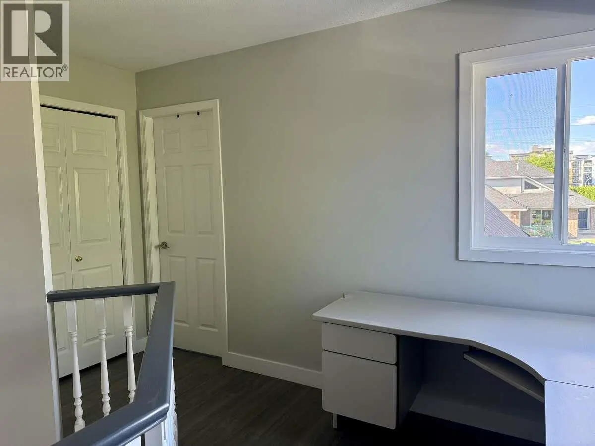877 Springside Court. Kelowna, British Columbia