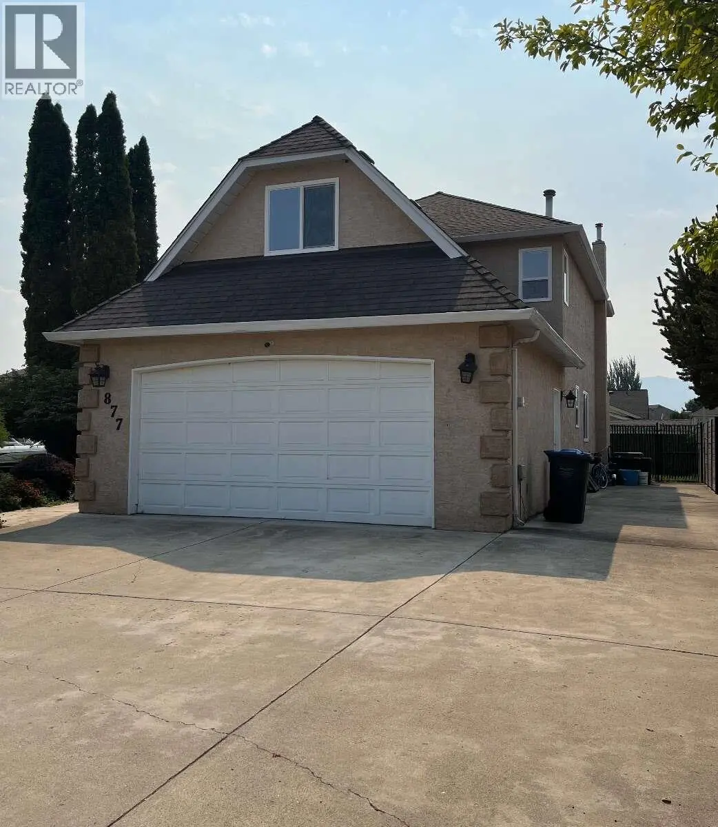 877 Springside Court. Kelowna, British Columbia