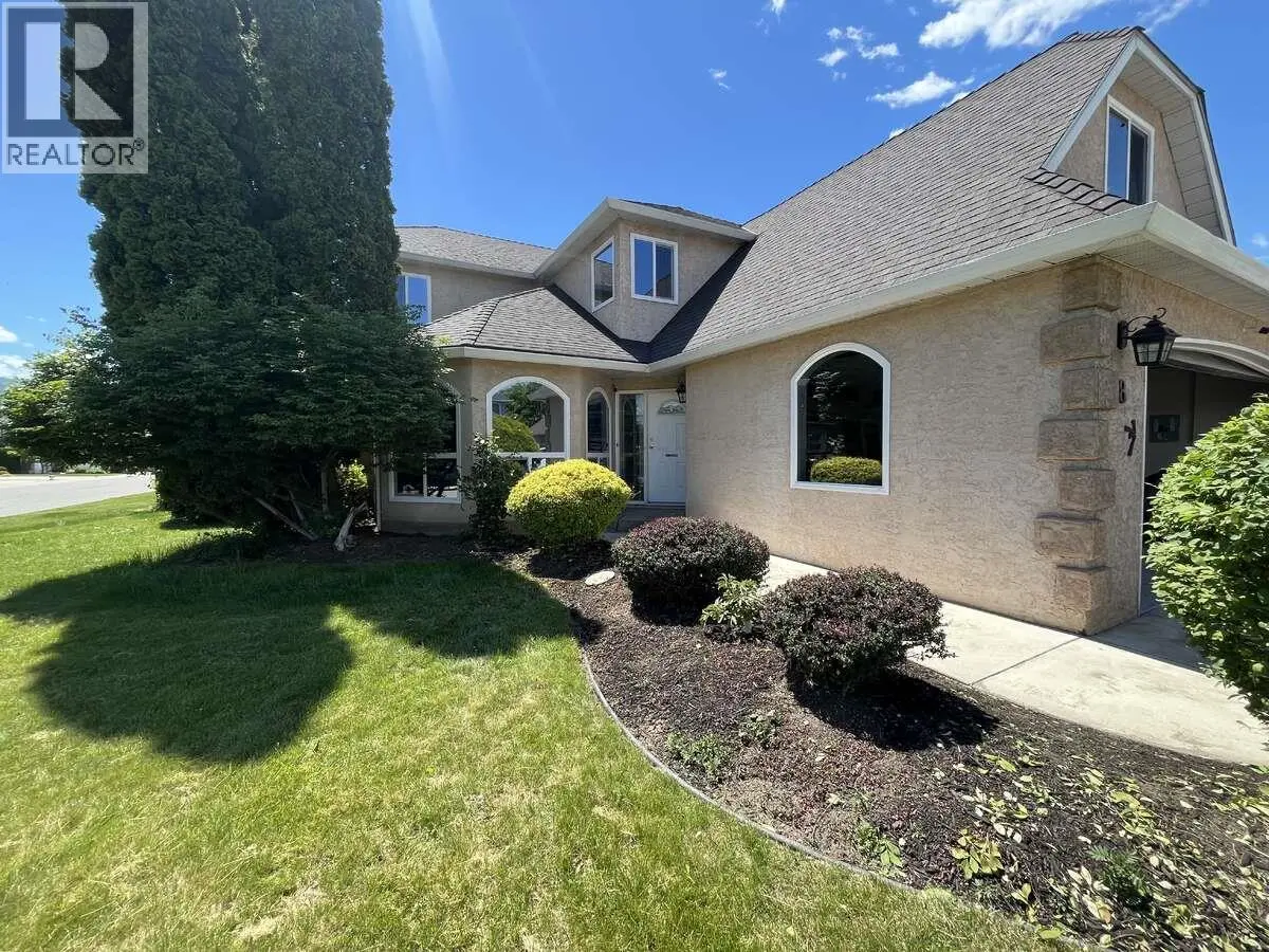 877 Springside Court. Kelowna, British Columbia
