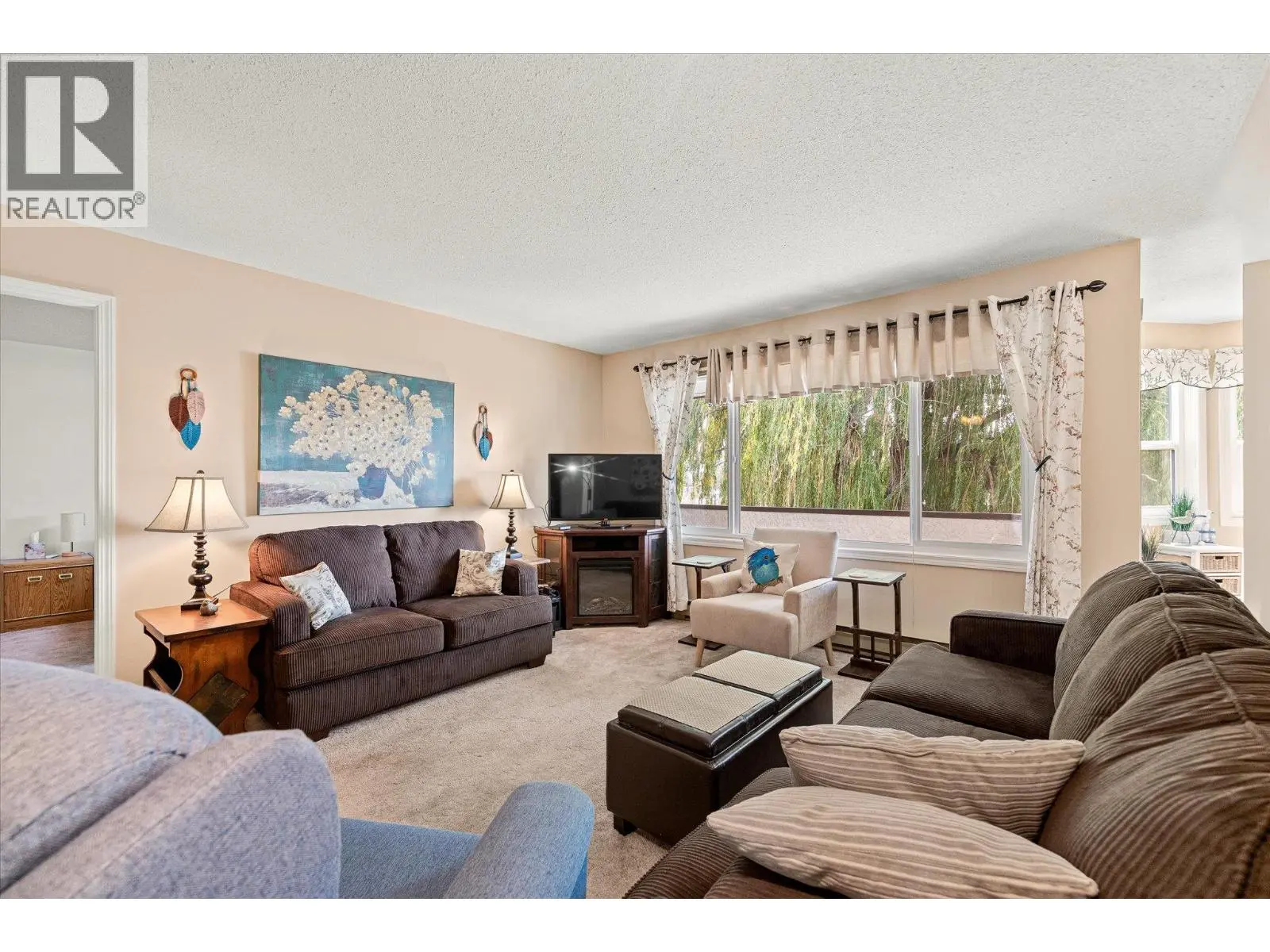 1170 Brookside Avenue Unit# 302. Kelowna, British Columbia