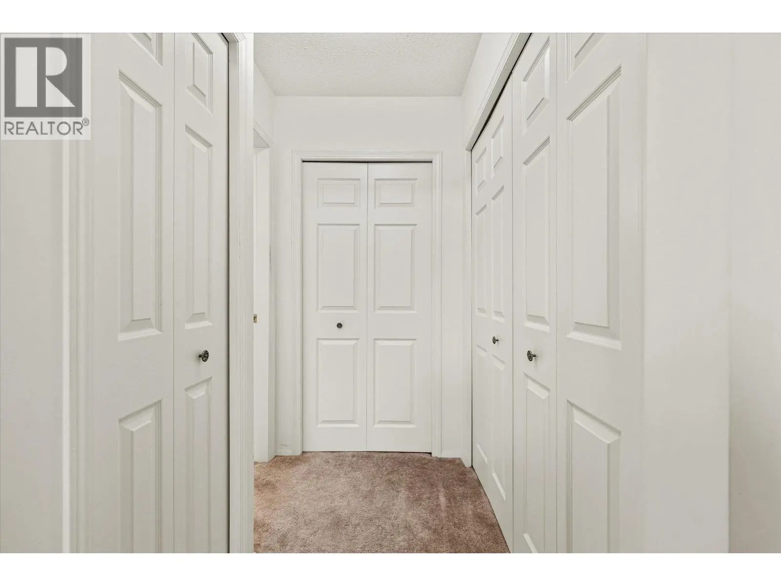 1170 Brookside Avenue Unit# 302. Kelowna, British Columbia