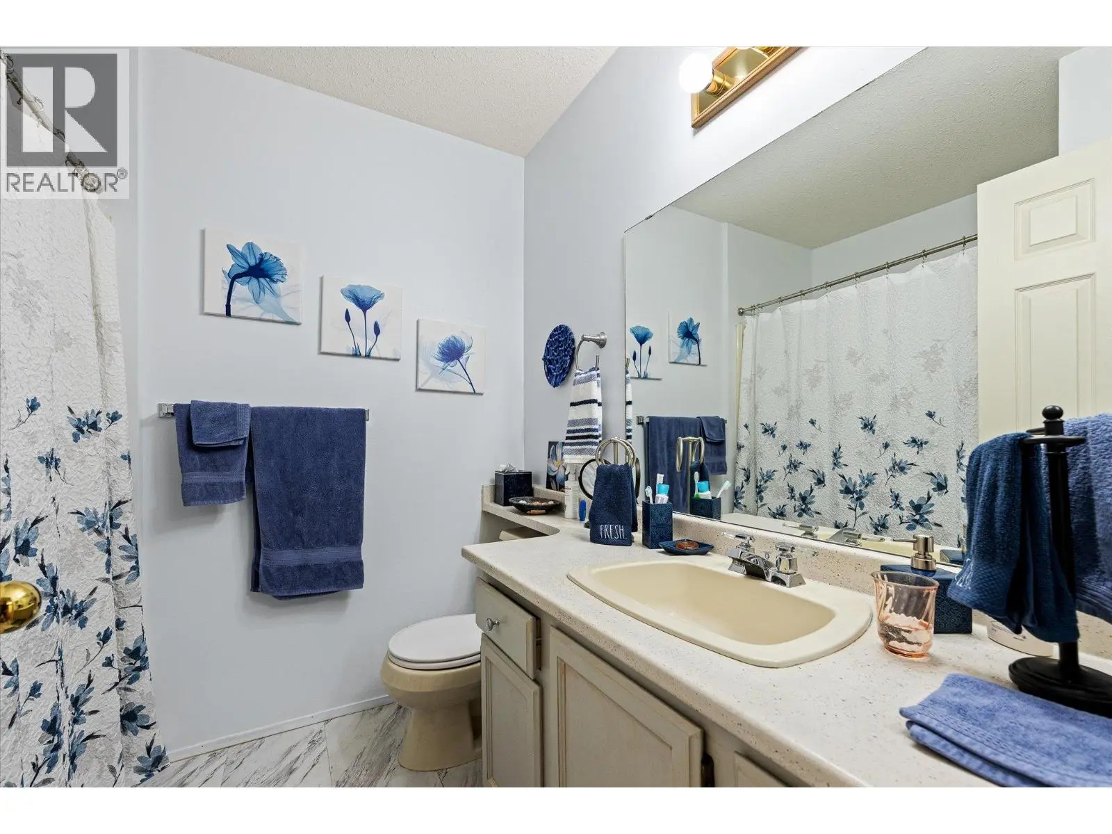 1170 Brookside Avenue Unit# 302. Kelowna, British Columbia