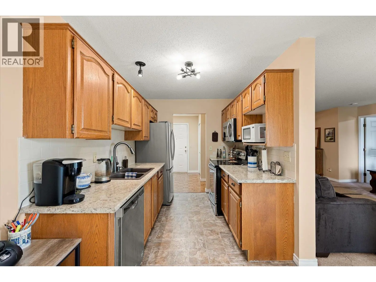1170 Brookside Avenue Unit# 302. Kelowna, British Columbia