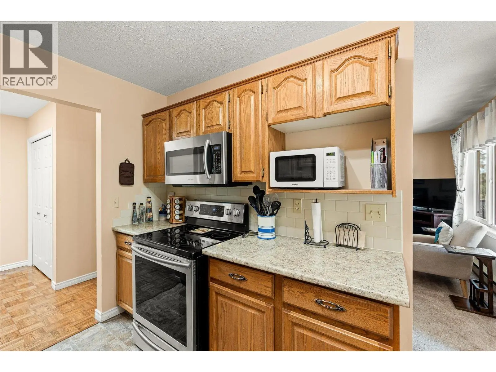 1170 Brookside Avenue Unit# 302. Kelowna, British Columbia