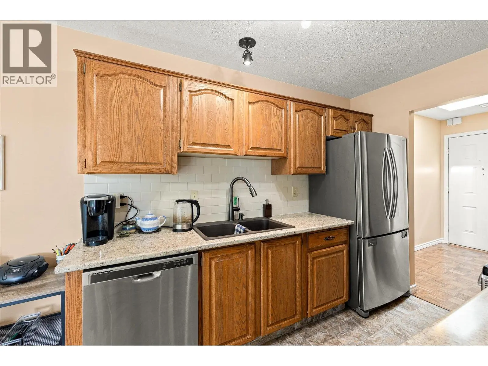 1170 Brookside Avenue Unit# 302. Kelowna, British Columbia