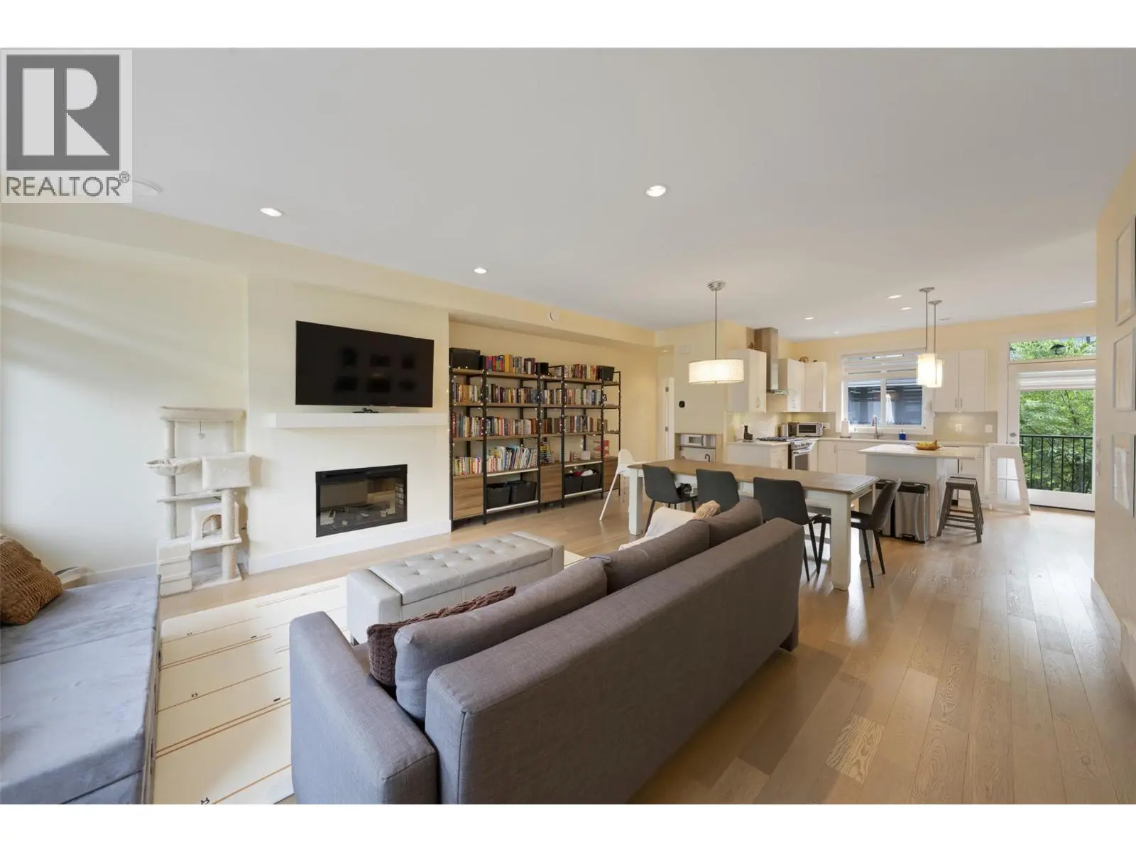 1102 Cameron Avenue Unit# 144. Kelowna, British Columbia