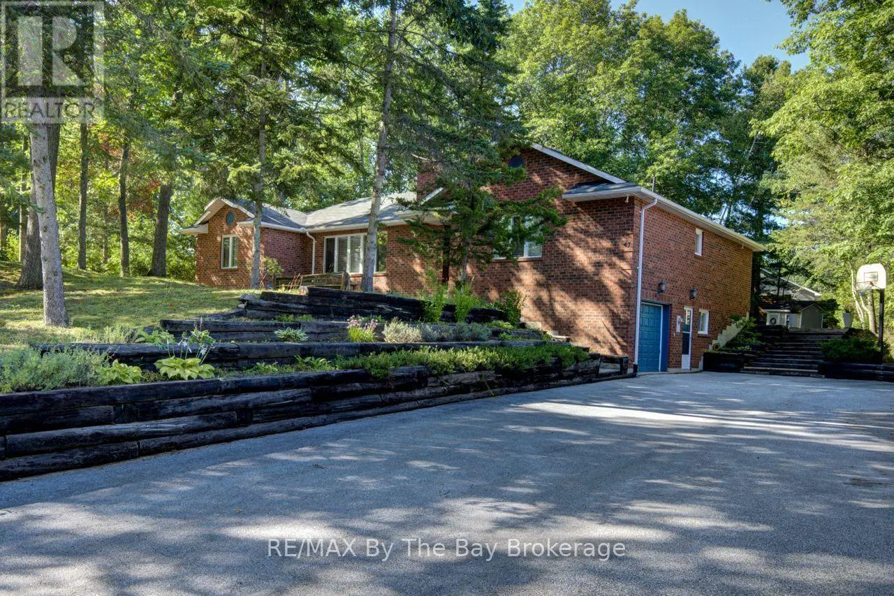 47 Birchwood Trail, Wasaga Beach