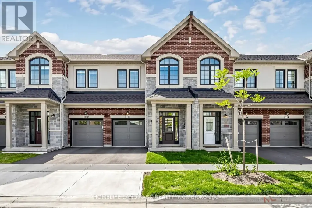 1138 Tanbark Avenue, Oakville (JM Joshua Meadows)