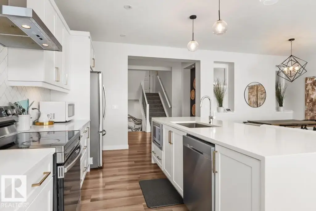 9340 226 St Nw, Edmonton