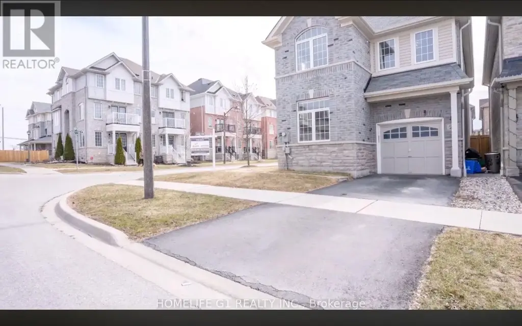 25 Hornett Way, Ajax (Central East)