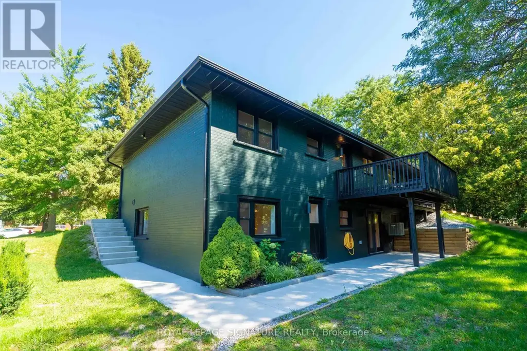 Unit B - 986 Srigley Street, Newmarket (Gorham-College Manor)
