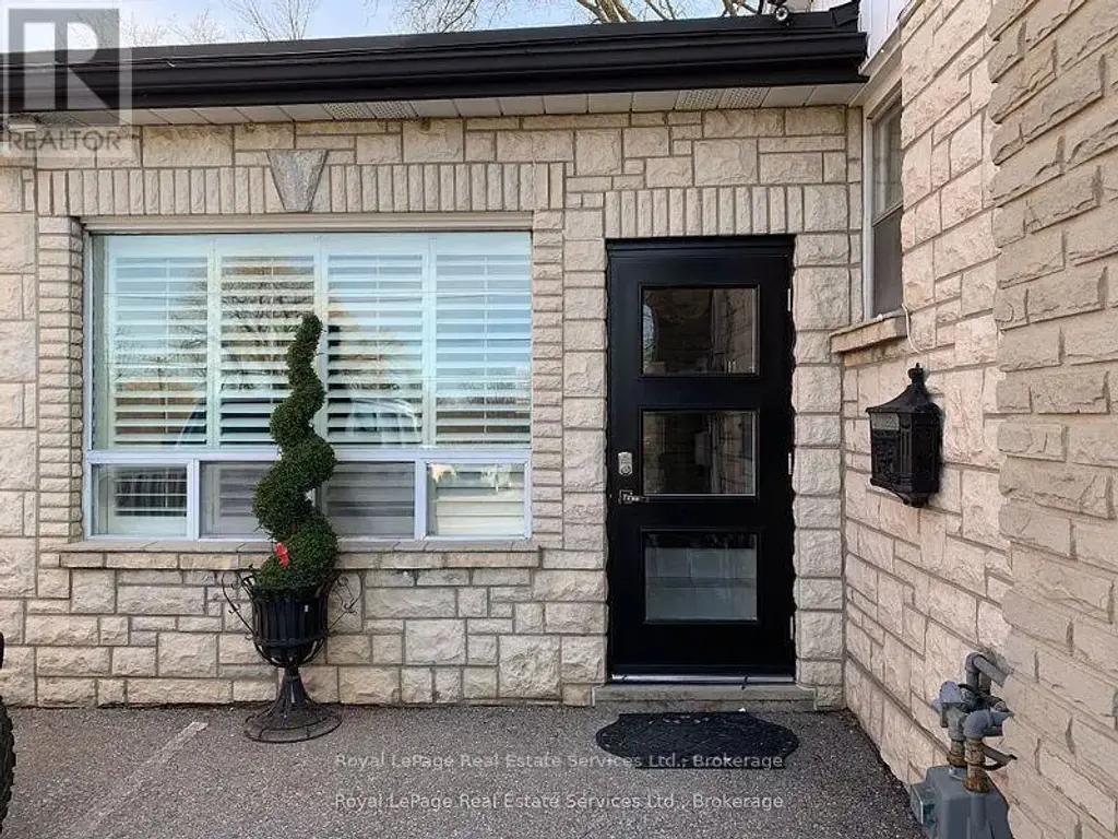 Lower Unit - 197 Broadway Street, Mississauga (Streetsville)